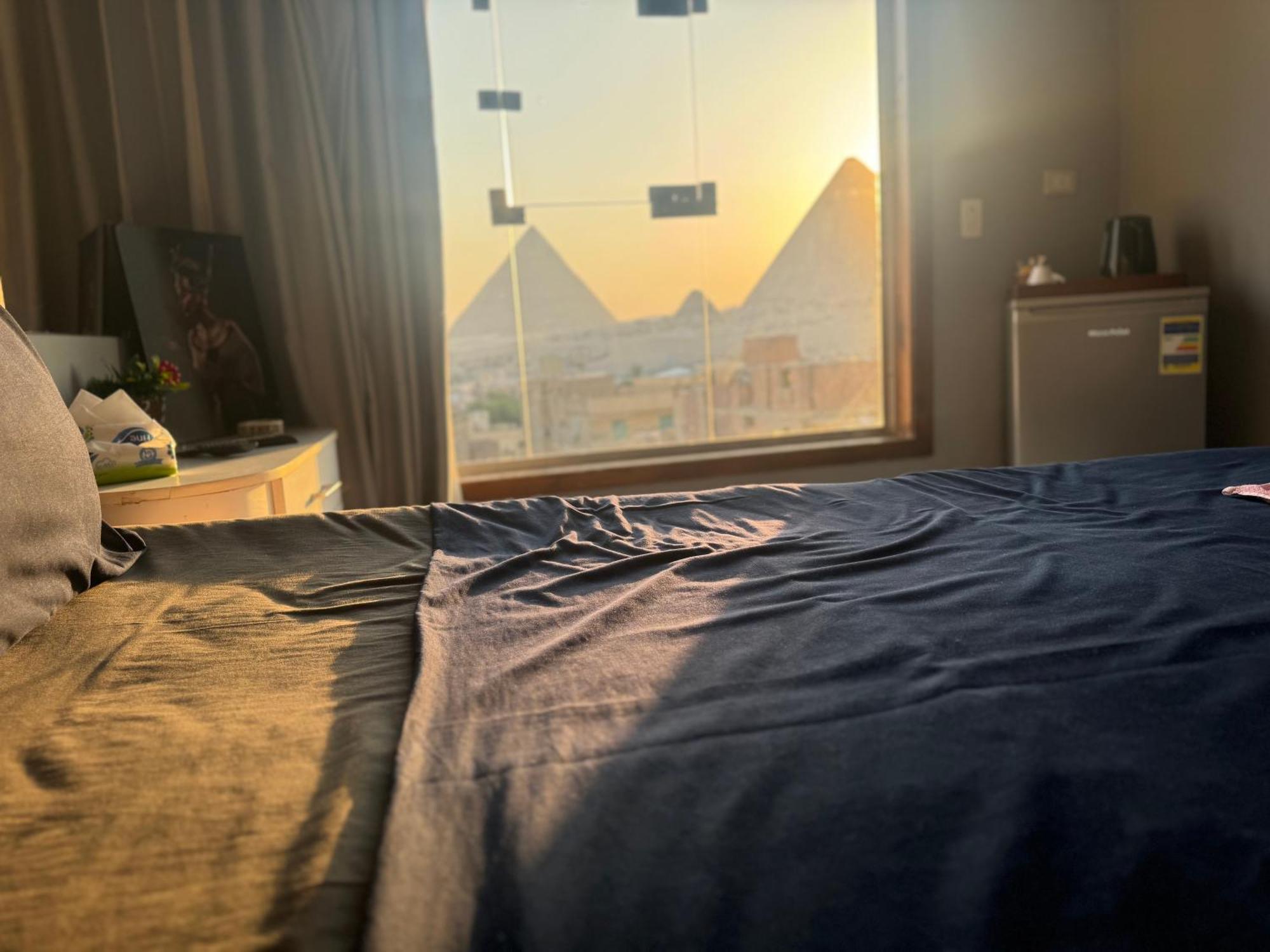 Hotel Pyramids Hills 3*